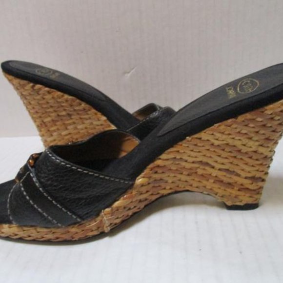 *Joan And David Brown Open Toe Lacquer Wicker - Picture 5 of 7